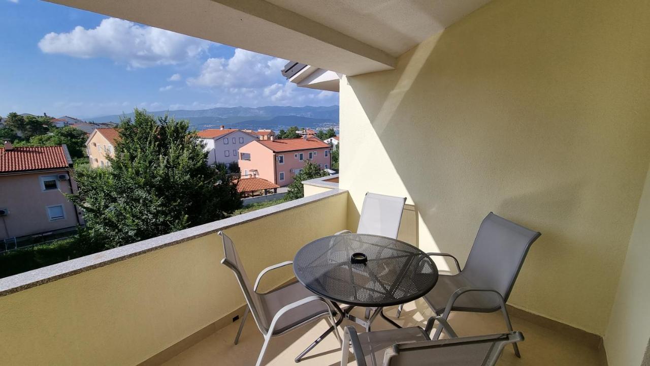 Apartments Bellator Šilo Екстериор снимка