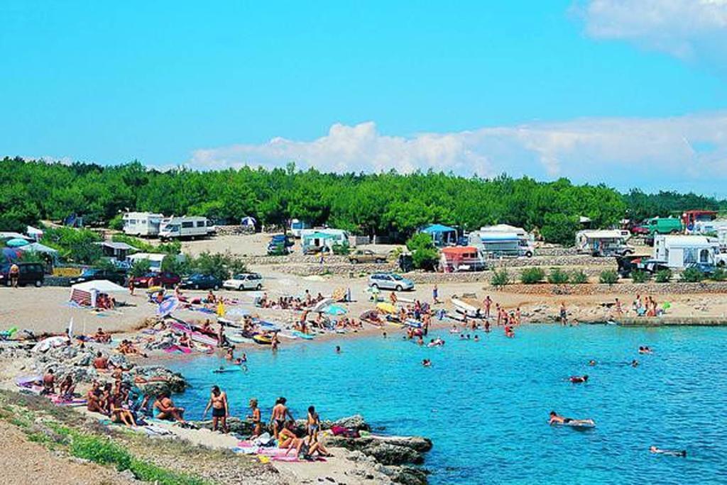 Apartments Bellator Šilo Екстериор снимка