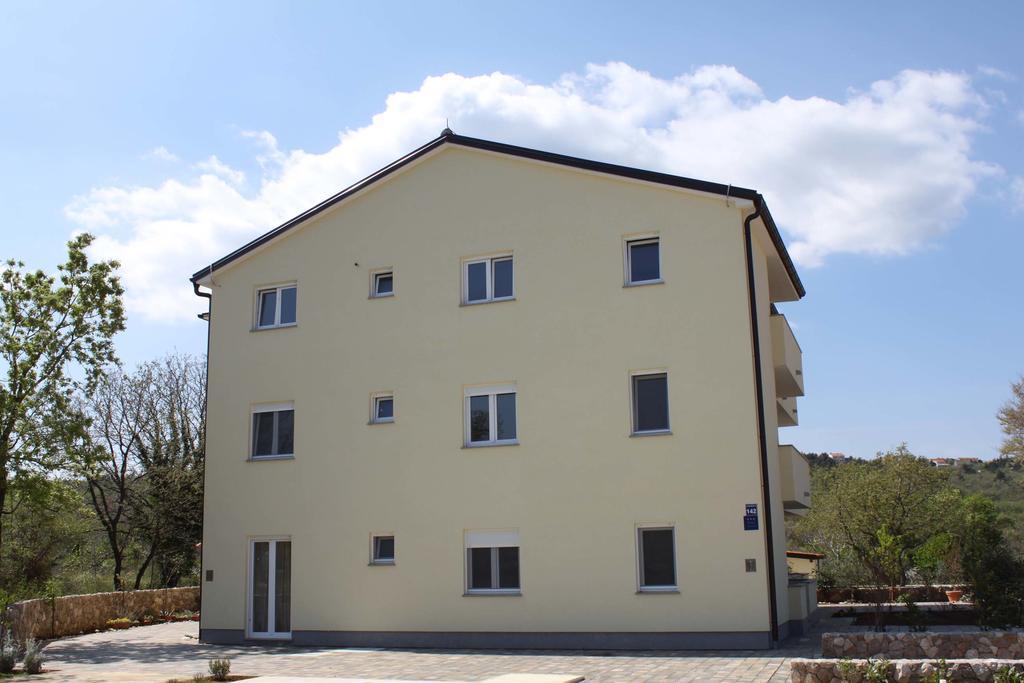 Apartments Bellator Šilo Екстериор снимка