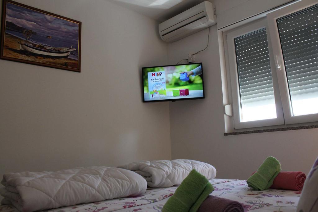 Apartments Bellator Šilo Екстериор снимка