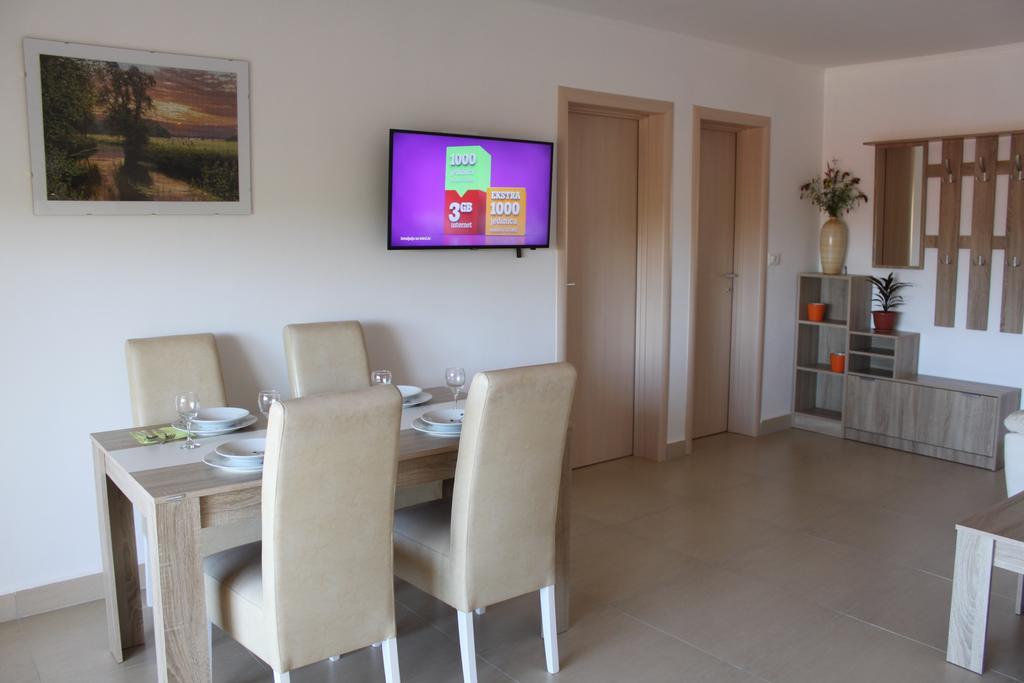 Apartments Bellator Šilo Екстериор снимка