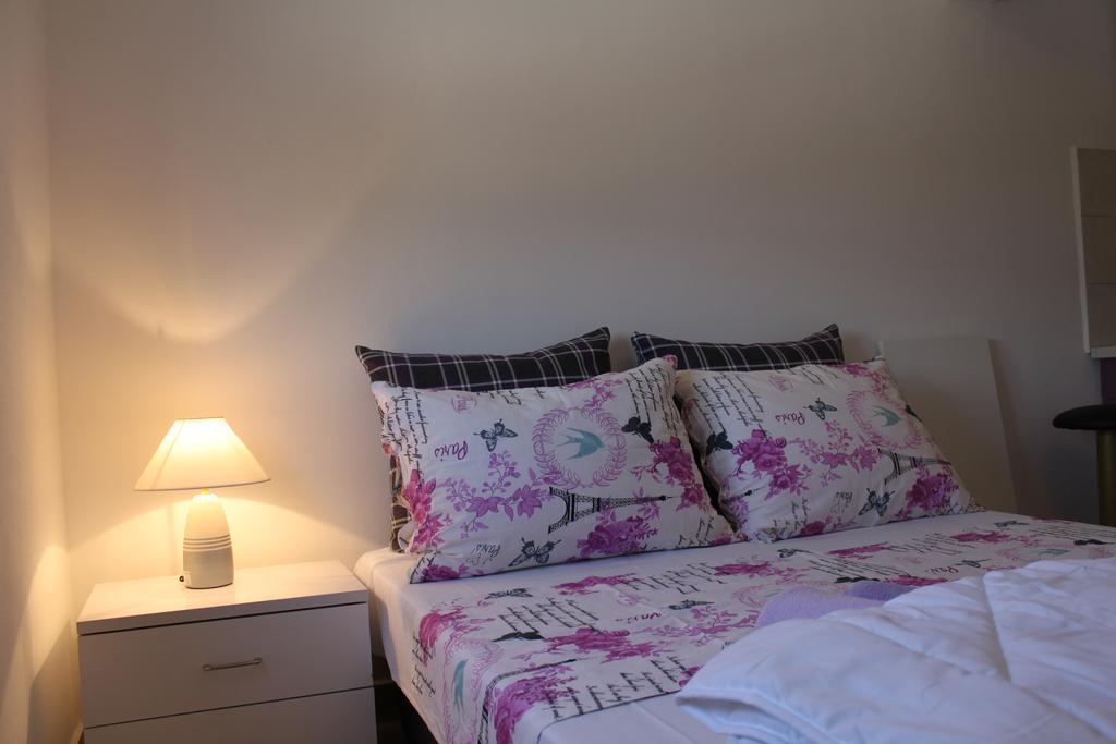 Apartments Bellator Šilo Екстериор снимка