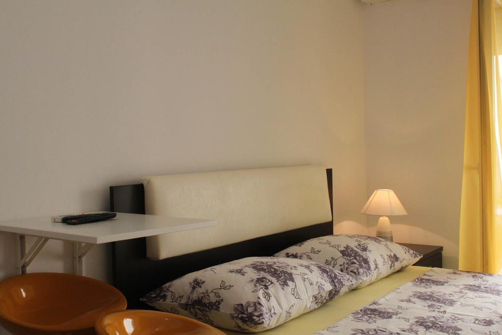 Apartments Bellator Šilo Екстериор снимка